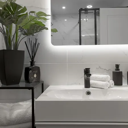 Διαμέρισμα L'elegant Maubourg - Next Martinez -terrasse *